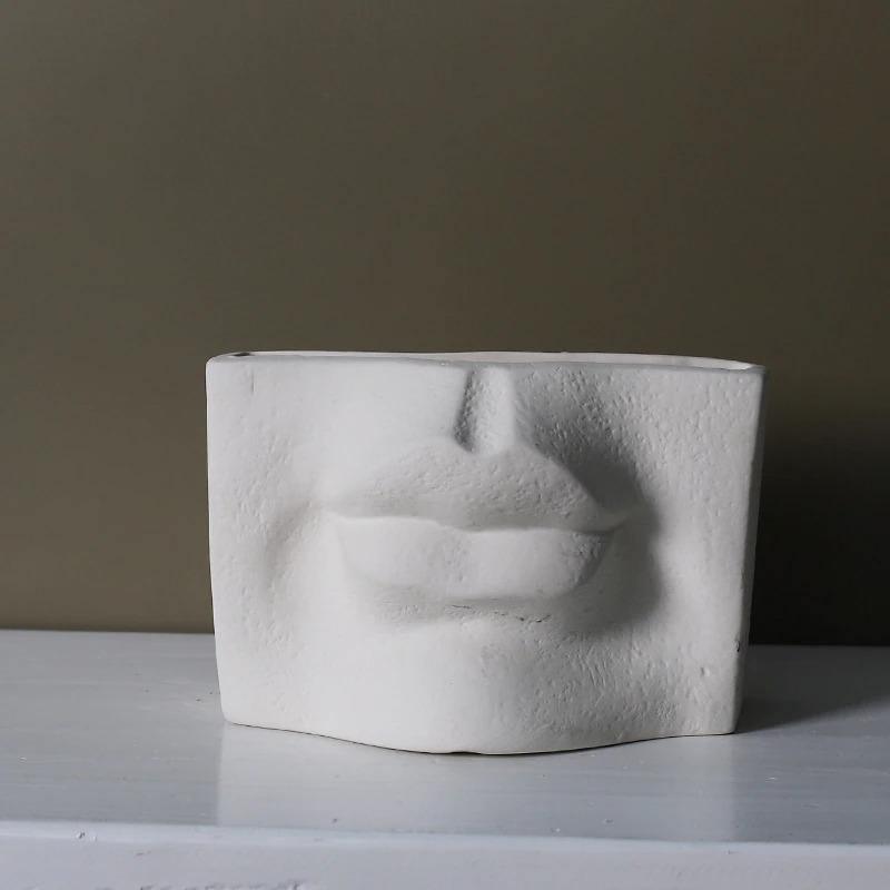 Five Senses Vase Mouth | Sage & Sill